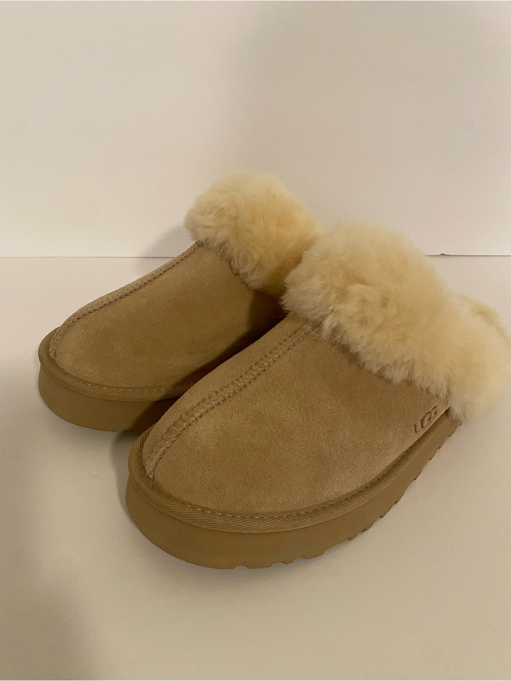 Big Kids Ugg Slippers US 5